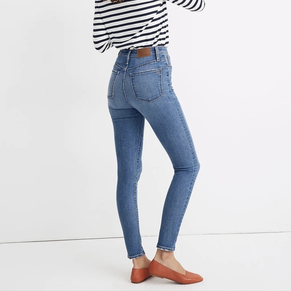 Madewell 11" High-Rise Skinny Jeans in Maricopa Wash - Picture 4 of 11
